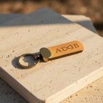 Handlicher Schlüsselanhänger mit Altmessing Verschluss "OVAL"